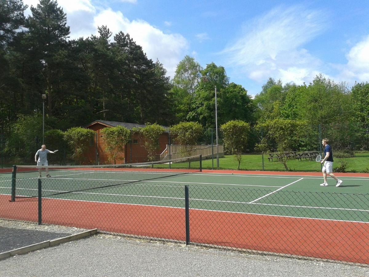 Hollicarrs Holiday Park - Hares Leap Riccall Exterior foto